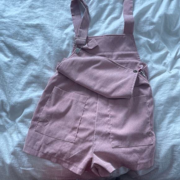 Rose overall shorts - Picture 2 of 5